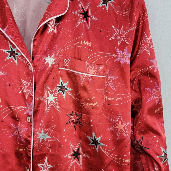 Victoria's Secret Red Star Print Silky Pajama Set Size Medium - Picture 5 of 16